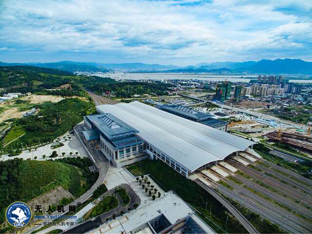 航拍福州火车南站和新汽车南站 颇为壮观