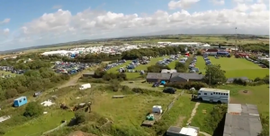 英国牧场主利用无人机牧羊