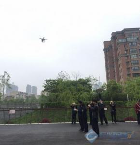 长兴县城管执法局首次启用无人机执法