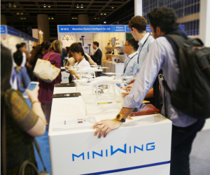 米为Miniwing 4k来了，主打超高清航拍亮相香港TDC展会