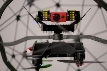 全世界第一台可碰撞无人机——Elios