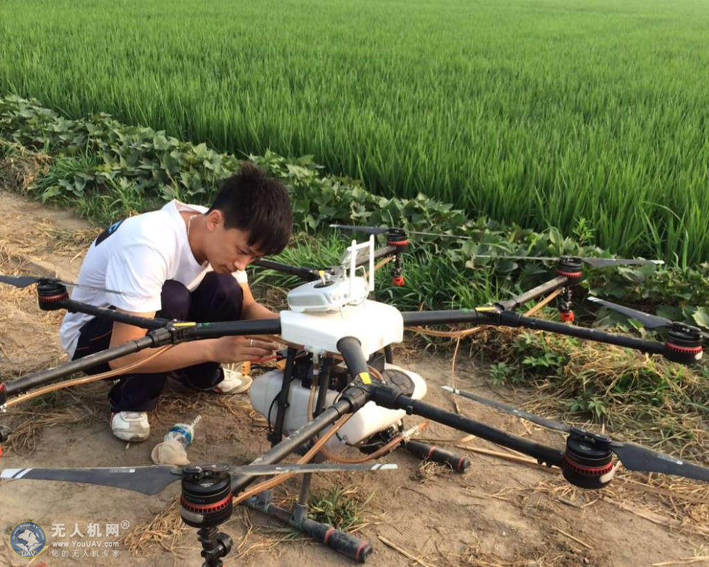 农业植保，无人机喷洒农药