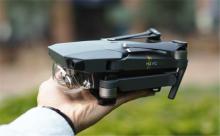 大疆口袋无人机Mavic Pro：小到离谱