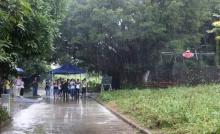 30人新闻媒体团雨中莅临珠海羽人飞行器公司调研 