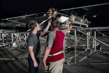 除了卫星，SolAero的太阳能电池还用在了美海军无人机上