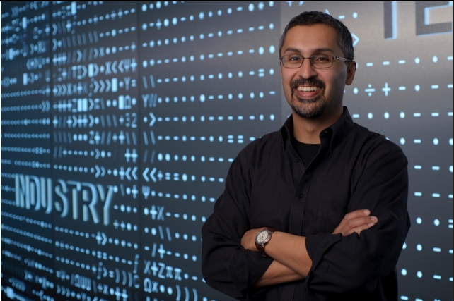 无人机应学会独自飞翔