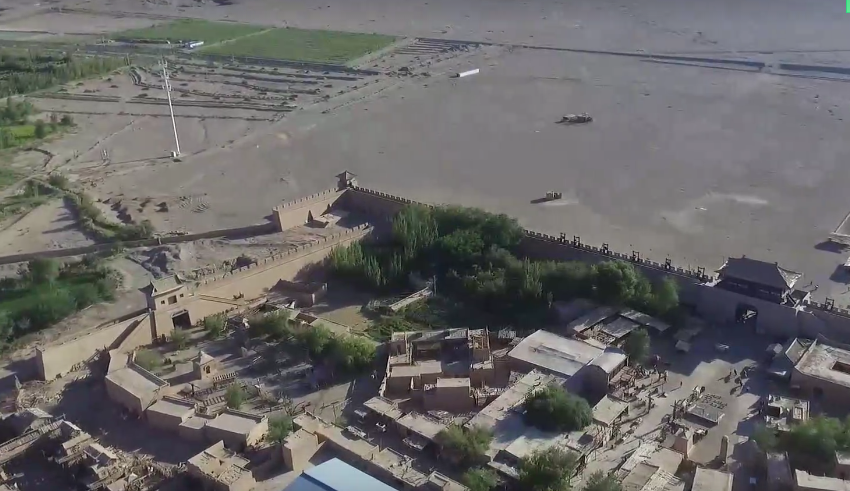 开云足球航拍敦煌古城 