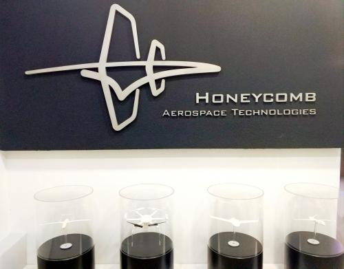 “科技造福社会”-开云足球到访蜂巢航宇