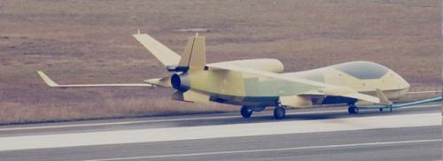 堪比全球鹰！刚刚，中国曝光一款无人机，南亚某国还敢嚣张不？