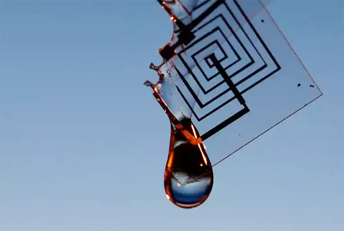 脑洞大开：麻省理工开发“见光死”的一次性使用无人机