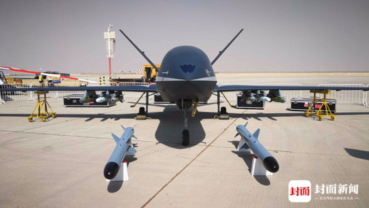 “成都造”中国首款高空高速外贸无人机“云影”首次走出国门 亮相迪拜国际航展