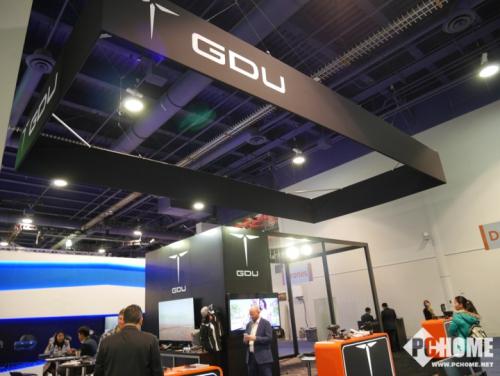 普宙GDU携云台与第二代无人机亮相CES