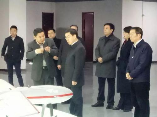 欢迎西安市长上官吉庆一行莅临考察韦加无人机富平生产基地