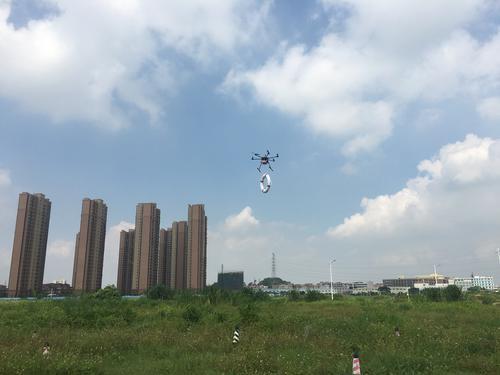 东莞举办首届无人机应用技能展示活动