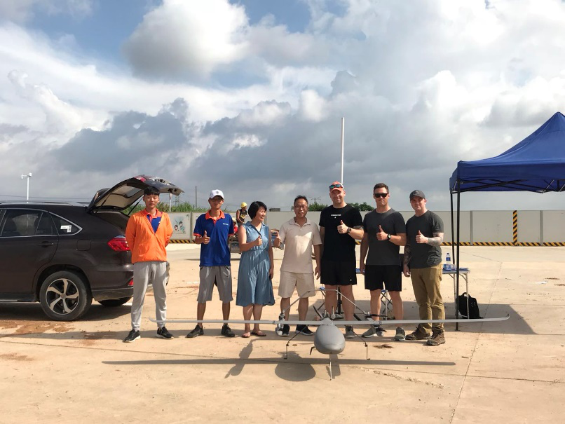 “鹰”姿飒爽“——光点无人机笑傲”风雨