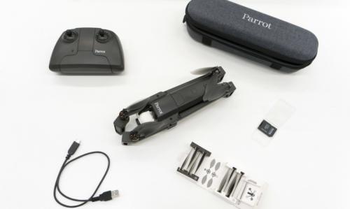 【Parrot Anafi 开箱】轻巧易开合 遥控设计优 镜头保护稍弱