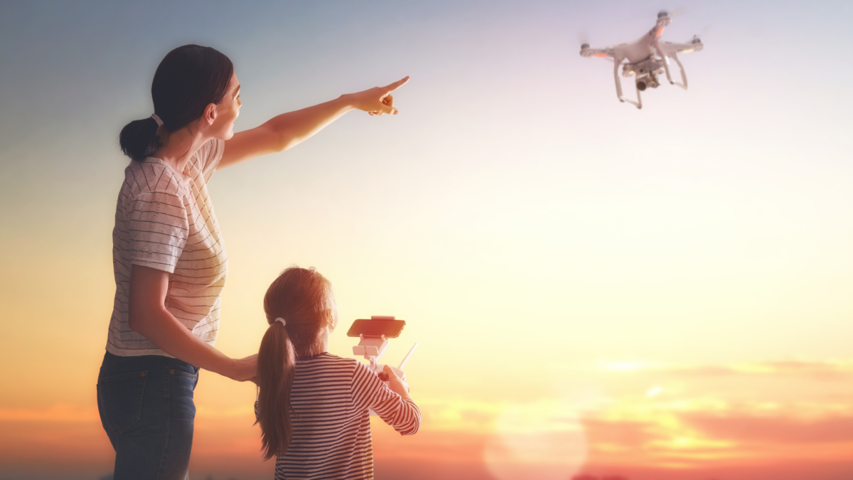 英国或禁止儿童持有 250 克以上无人机，扩大警方对无人机监控权力