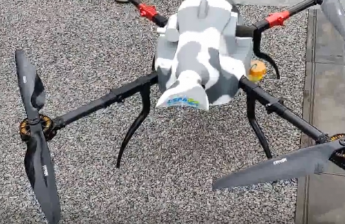 中科灵动四旋翼油电混合无人机试飞