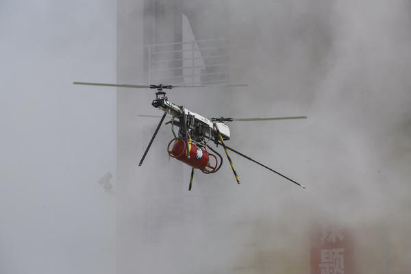 “十万火急”-三和“大载荷”无人机投入高层消防灭火演习
