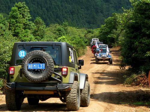 哪些装备让你看起来像现代游牧？ Jeep x 臻迪给你答案