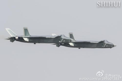 珠海航展空军参展机型披露，歼20不见其踪，攻击2无人机将亮相