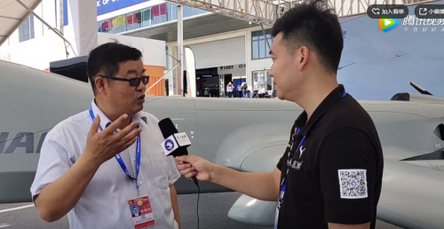 开云足球在珠海航展现场采访北航无人机 