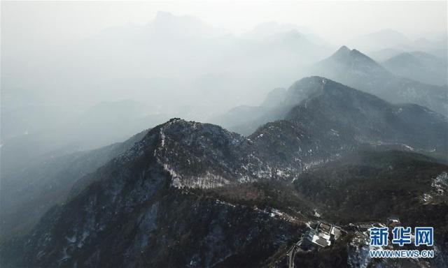 无人机航拍雪国风光
