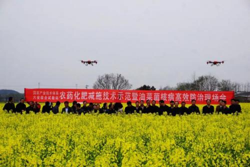 为了点亮乡村的春天，极飞和 200 多位植保专家干了啥？