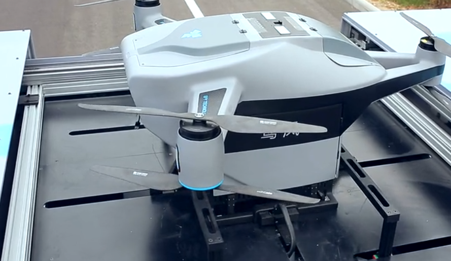 一飞智控“梧桐”智慧物流无人机机场