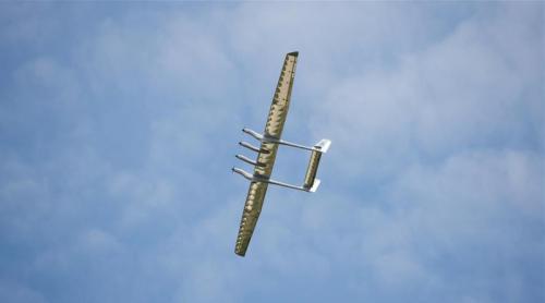 中国新款太阳能无人机完成首飞　光电转换率上升 7%