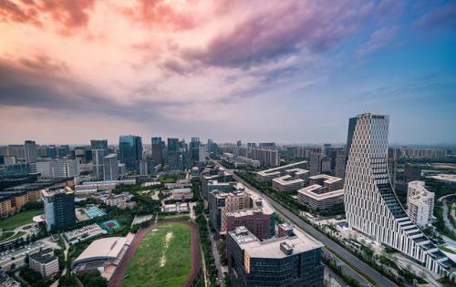 总投资30亿元 中航（成都）无人机项目落户成都高新区