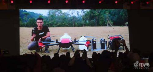 极飞推年度农业无人机新品，首推油电发动机，服务面积已超3亿亩