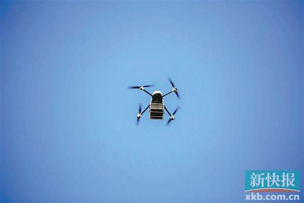 极飞联手空客 测试无人机送外卖 