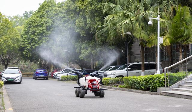 极飞科技上演天地合作： R80配合无人机正式上阵