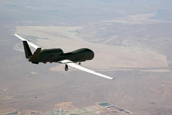 东北方向传来坏消息，全球鹰无人机来者不善，中国要小心了