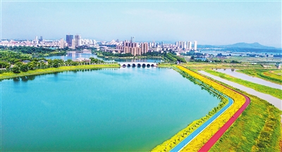 无人机航拍共青城市东湖公园