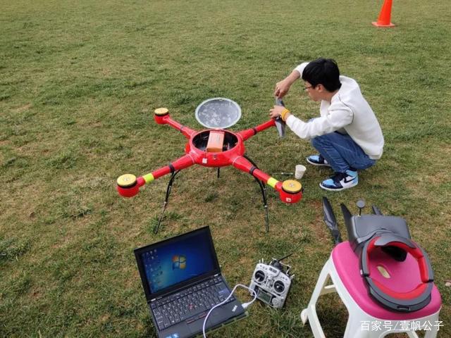 人物采访｜心怀满腔热血，唱出青春无悔！