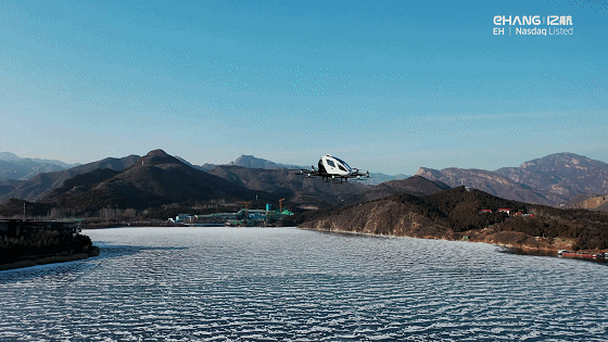 亿航216载人无人机在北京完成首次飞行，预示城市空中交通已经不远！