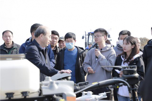 农业无人机用途远不止植保！助力乡村振兴，大疆农业2021示范田启动
