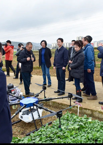 鼎峰植保无人机亮相遵义市2021年春耕生产现场推介会