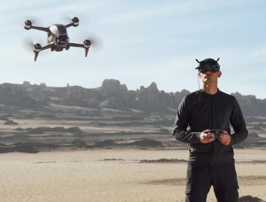 DJI FPV 和航拍无人机，有什么不同？