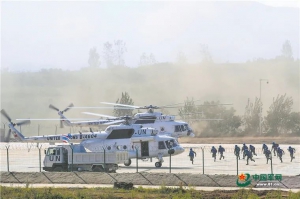 “共同命运-2021”综合演练纪实：无人机、火箭弹、轻武器发起一轮轮攻击