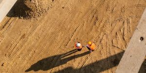 DroneDeploy收购StructionSite，统一无人机和地面实景拍摄