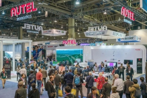 直击CES 2023，道通智能新品EVO Max 4T无人机重磅亮相