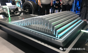 刀片电池称霸新能源汽车行业，刀片型行业无人机智能充电站出圈