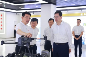湖北省副省长盛阅春调研普宙科技