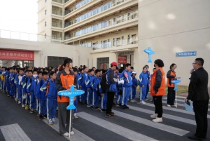 长安镇金沙小学2023年秋季研学活动之异能无人机