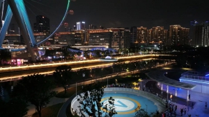 智航载人飞碟成功完成欢乐港湾场地适应性飞行