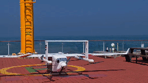 “浪尖”直达“舌尖” | 丰翼无人机从深海养殖平台空运海鲜直达市区