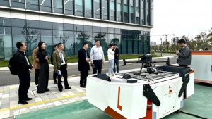 上海浦东新区南汇新城镇政府领导孙筱和一行调研走访星逻智能